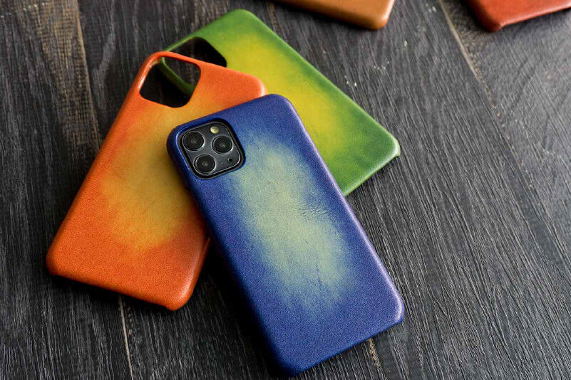 Capas para telemóvel impressas em várias cores