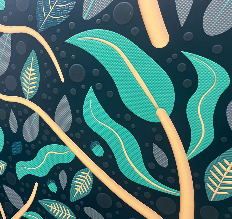 Digitally printed custom wallpaper rolls