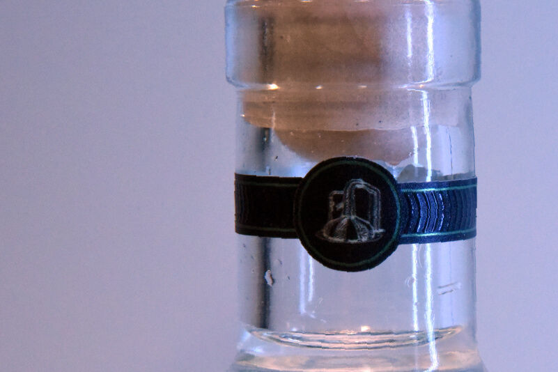 Close up of a bottle neck ring sticker