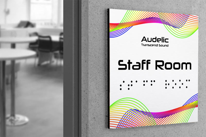 Un rótulo en braille en una pared