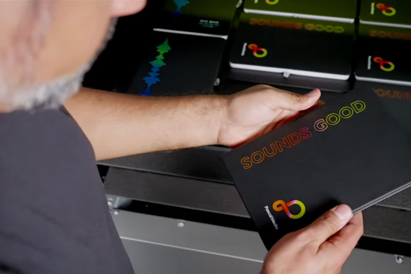 Graphics printed onto multiple notebook covers 