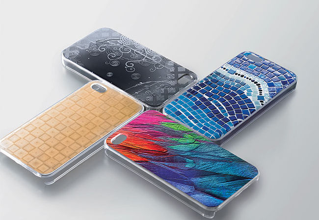 Telefoonhoesjes geprint met de Roland VersaUV LEF2 Serie