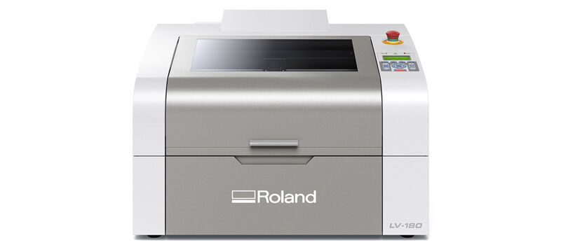 Roland LV-180 lézervágó