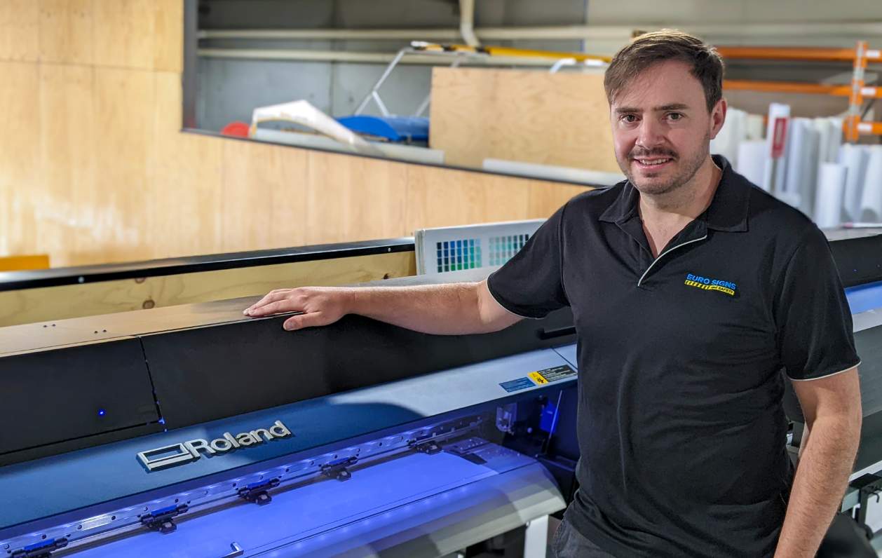 Euro Signs & Graphics